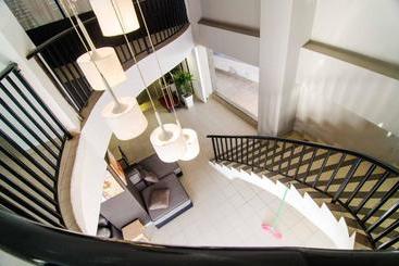 ホテル Lumut Waterfront Apartment
