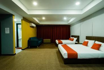 V Motel By Oyo Rooms
