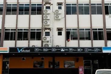 V Motel By Oyo Rooms