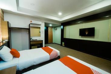V Motel By Oyo Rooms