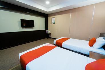 V Motel By Oyo Rooms