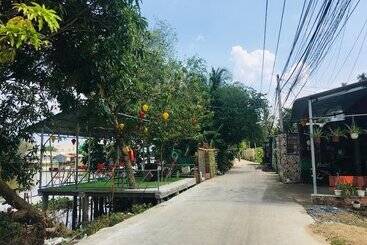Can Tho Riverside Hostel