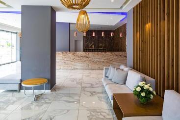 هتل Atali Grand Resort