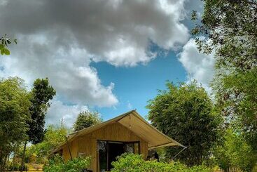 هتل D Bamboo Kamp