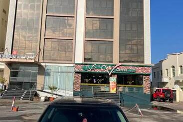 هتل Season Inn