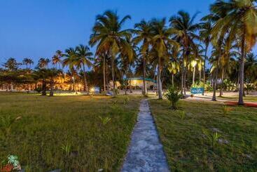 هتل Casa Del Papa Resort & Spa