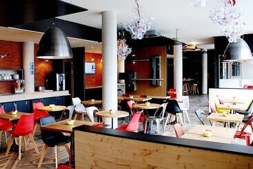 هتل Ibis Budget Annecy Sud Poisy