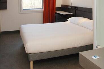 هتل Ibis Budget Annecy Sud Poisy