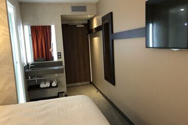 هتل Ibis Budget Annecy Sud Poisy