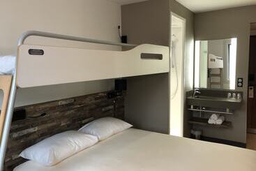 هتل Ibis Budget Annecy Sud Poisy