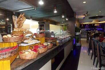 هتل L'fisher Chalet