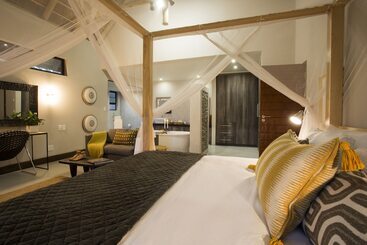 هتل Moya Safari Lodge & Villa