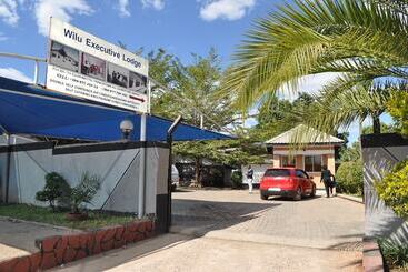 هتل Willu Executive Lodge