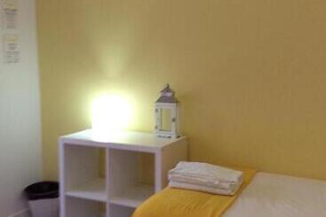 پانسیون 4u Lisbon Iv Guesthouse Airport