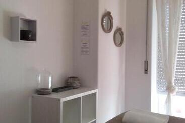 پانسیون 4u Lisbon Iv Guesthouse Airport