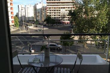 پانسیون 4u Lisbon Iv Guesthouse Airport