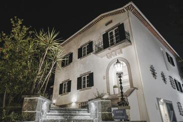 پانسیون 4u Lisbon Vi Guesthouse Airport