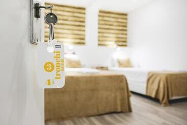 پانسیون 4u Lisbon Vi Guesthouse Airport