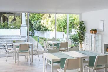 پانسیون 4u Lisbon Vi Guesthouse Airport
