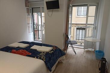 پانسیون Martim Moniz 28 Guest House