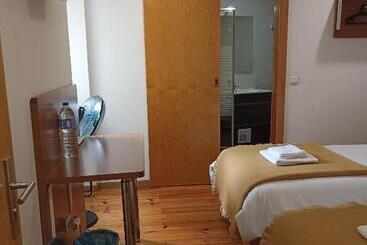 پانسیون Martim Moniz 28 Guest House
