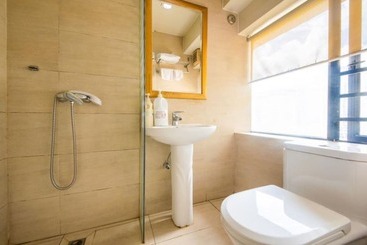 Shenzhen To World Holiday Apartment
