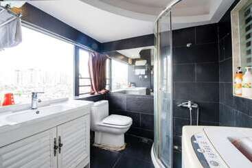 Shenzhen To World Holiday Apartment