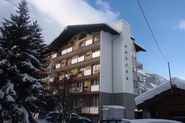 Haus Aurora - Saas Grund