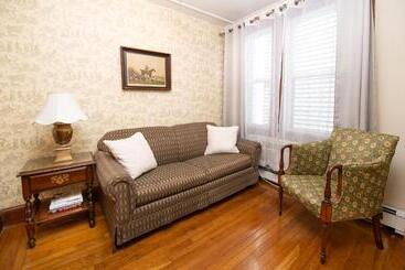 هتل America's Cup Inn Newport