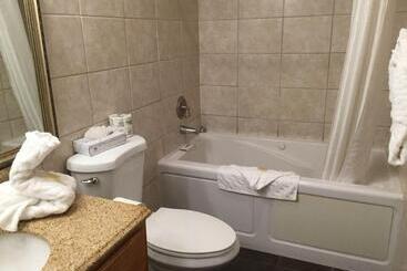 هتل Aspen Flagstaff/ Grand Canyon Innsuites