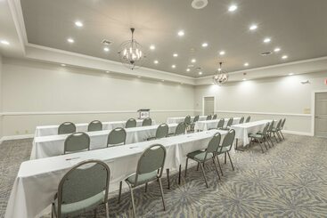 هتل Best Western Plus St. Simons