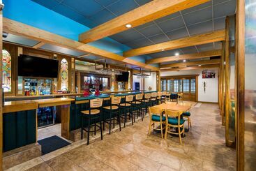 هتل Best Western Prairie Inn & Conference Center