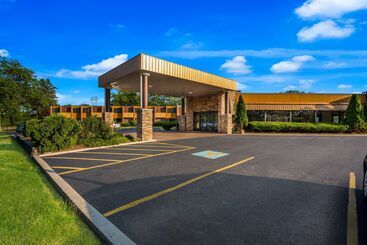 هتل Best Western Prairie Inn & Conference Center