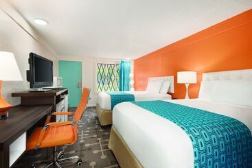 酒店 Dover Inn And Suites