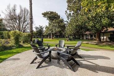 Inn Marin And Suites, Ascend Hotel Collection
