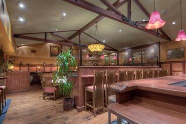 Inn Marin And Suites, Ascend Hotel Collection