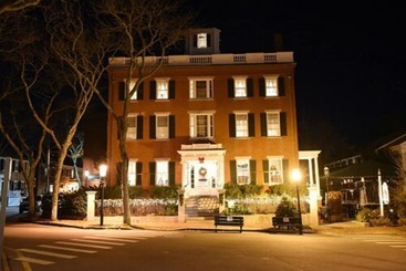 Hotel Jared Coffin House