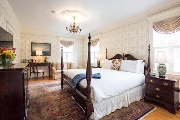 Hotel Jared Coffin House