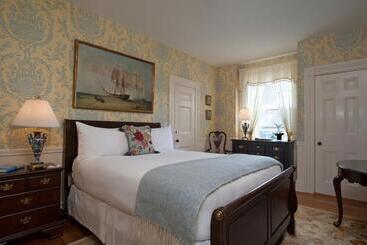 Hotel Jared Coffin House
