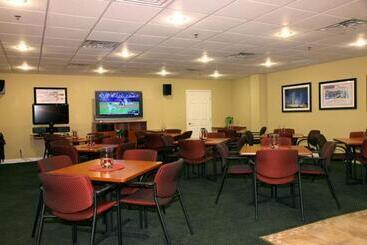 هتل Jockey Club 2 Bed 2 Ba
