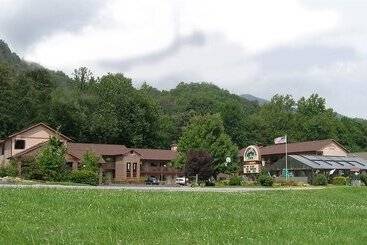 هتل Jonathan Creek Inn And Villas