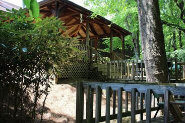 هتل Jonathan Creek Inn And Villas