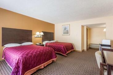 هتل Knights Inn  Glen Allen, Va