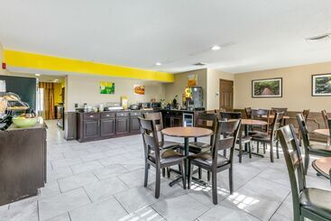 هتل Quality Inn Johnson City I 26 Exit 17
