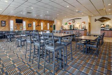 هتل Quality Inn Kenai