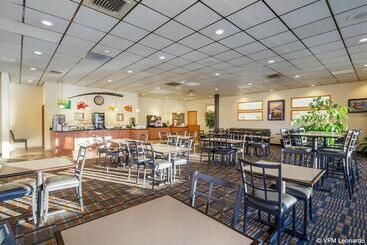 هتل Quality Inn Kenai