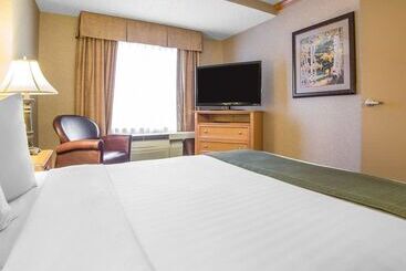 هتل Quality Inn & Suites Casper Near Event Center