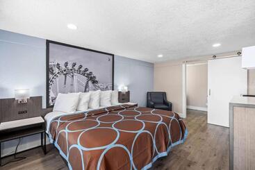 호텔 Super 8 By Wyndham Kissimmee Orlando
