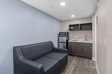 호텔 Super 8 By Wyndham Kissimmee Orlando