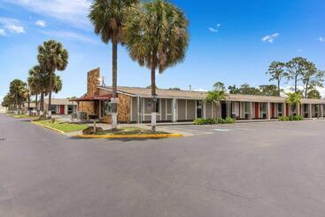 호텔 Super 8 By Wyndham Kissimmee Orlando